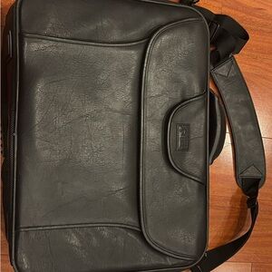 Case logic Leather Men's Bag